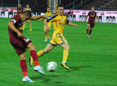 meci fotbal cfr petrolu _SC_ 040.JPG