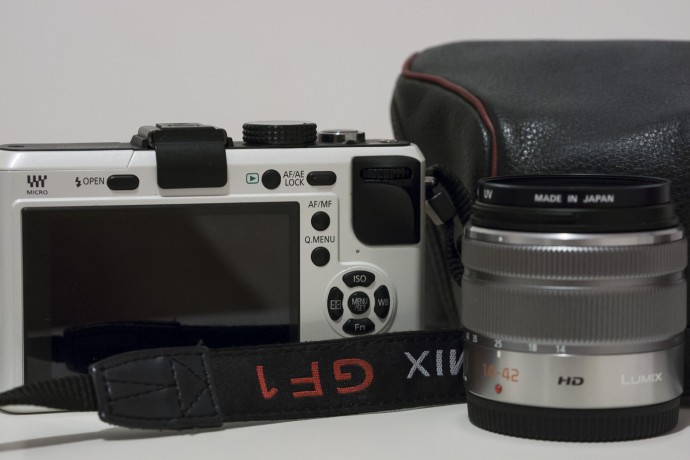  Panasonic GF1 + Lumix G Vario 14-42 II Mega O.I.S.