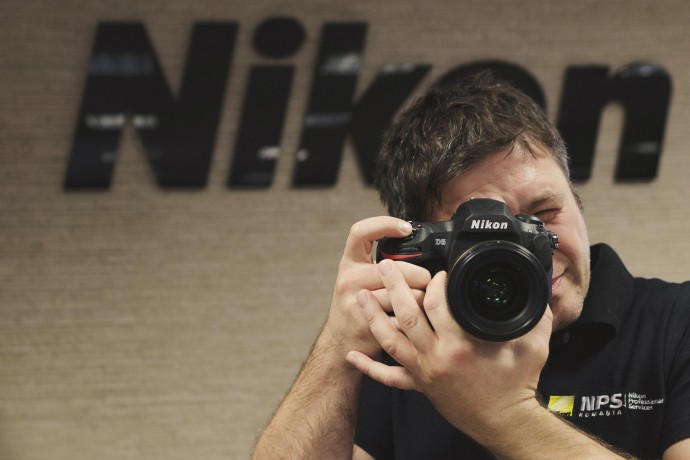  Nikon D5-2.jpg