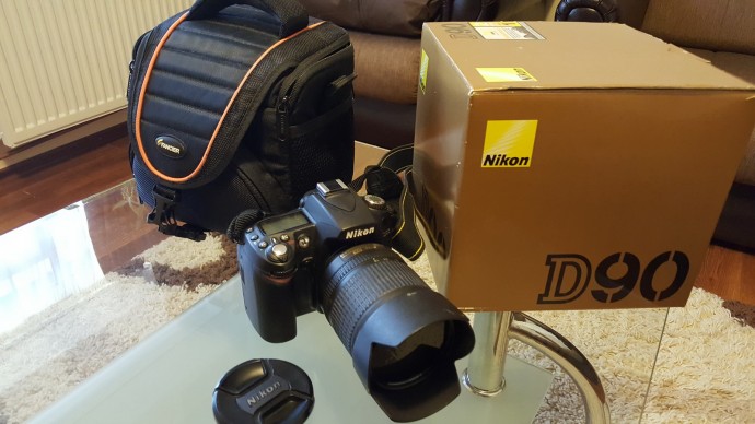  Nikon D90