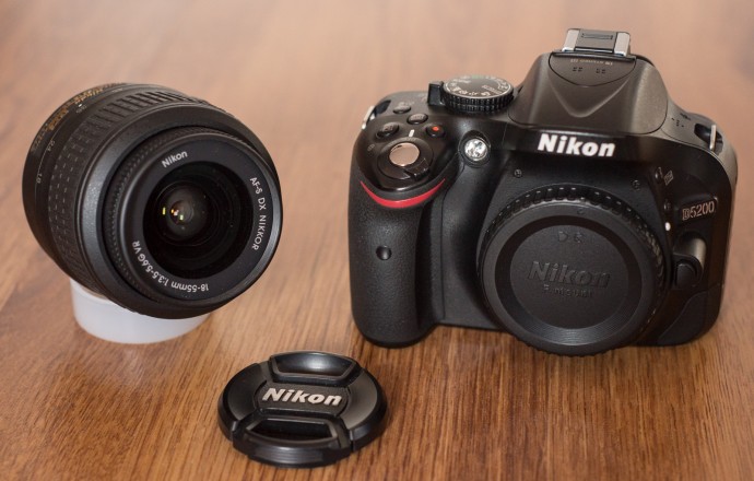  Nikon D5200 + 18-55 VR kit