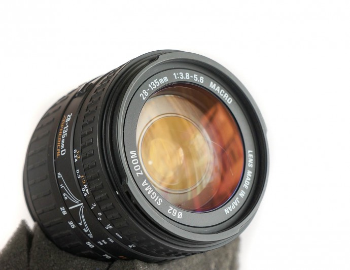  Obiectiv AF Sigma Aspherical 28-135mm macro, montura Nikon F