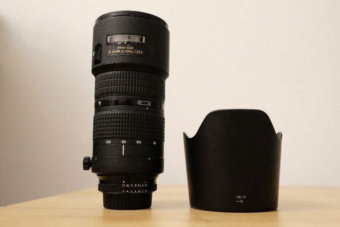 Nikon NIKKOR 80-200mm f/2.8D ED