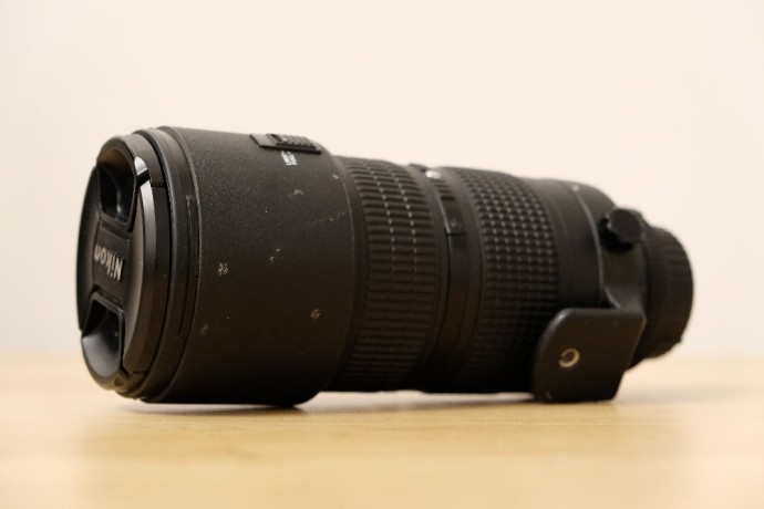  Nikon NIKKOR 80-200mm f/2.8D ED