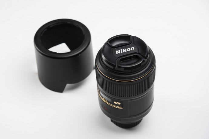  Nikon D800 si NIKKOR AF-S Micro 105mm f/2.8, 7600lei