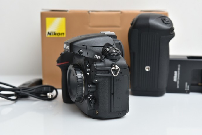  Nikon D800 62000 de cadre, 4499 lei fix