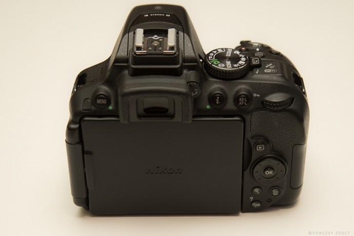  Nikon D5300 body in stare noua, numai 3536 cadre + bonus