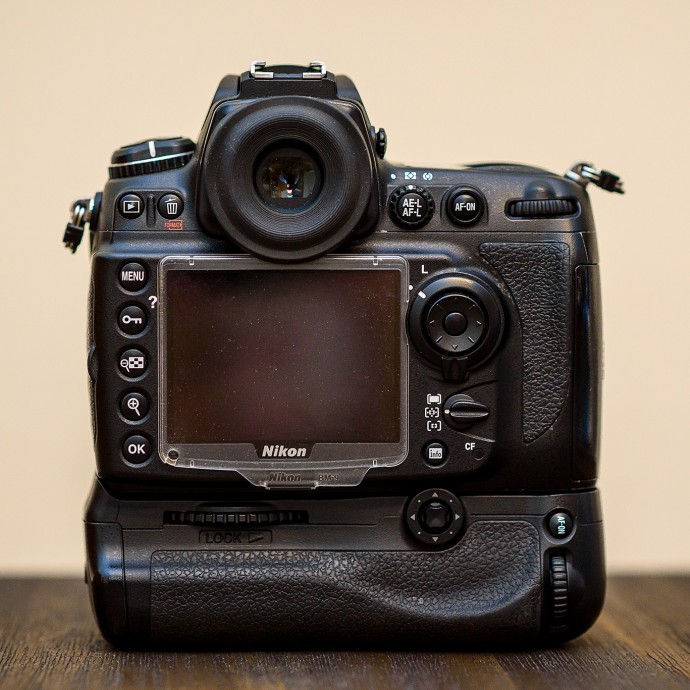  Nikon D700 + grip + accesorii