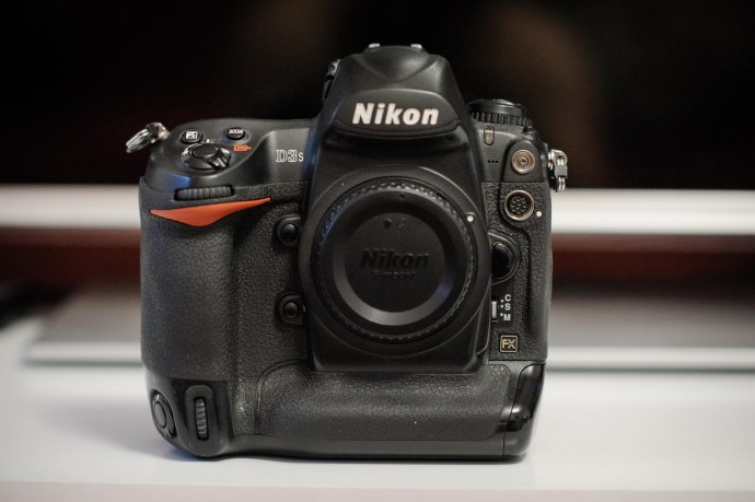  Nikon D3s - stare foarte buna - la cutie