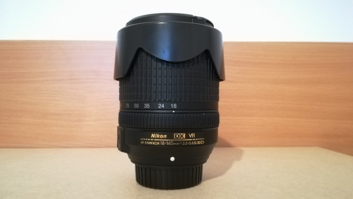  Nikon 18-140 mm f/3.5-5.6 VR