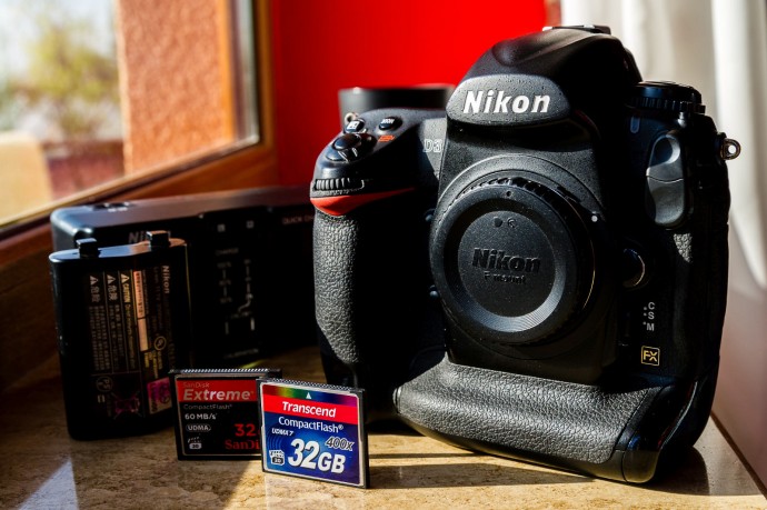  Vand Nikon D3s in stare excelenta