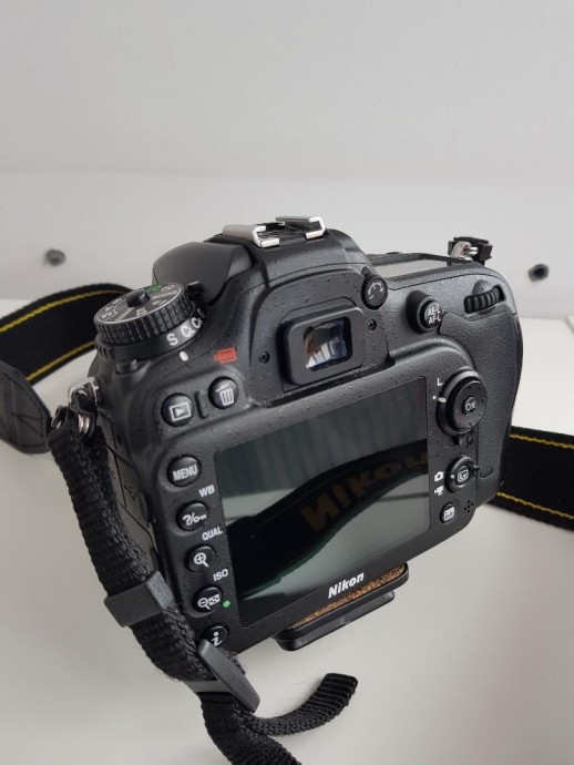  Nikon D7100 Body