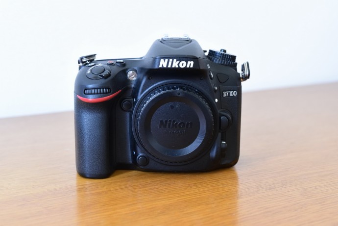  Nikon D7100, 8175 cadre, ca nou