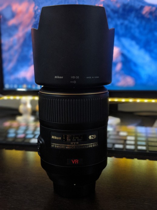  105mm f/2.8G AF-S IF-ED VR II MICRO-NIKKOR