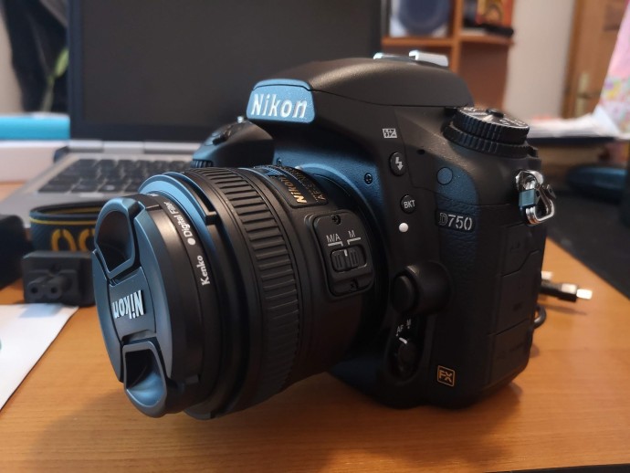  Vand Nikon D750 nou