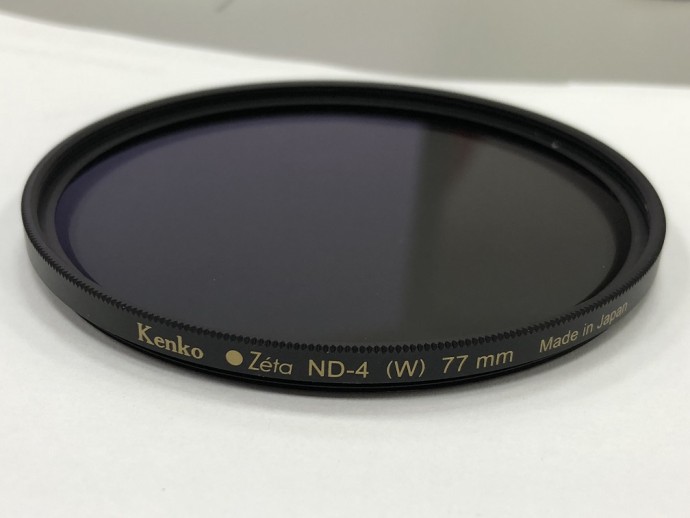  filtre Kenko Zeta 77mm ND8 si ND4 ; Marumi Exus CP-L 67mm 