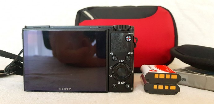  Sony DSC-RX100 IV