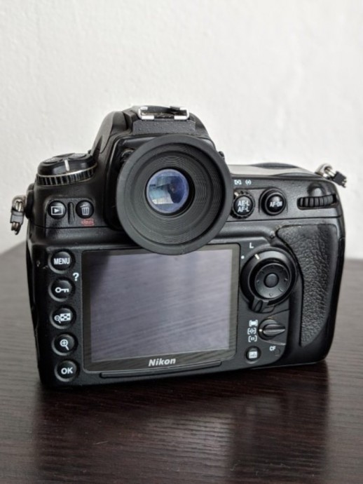  Nikon D700