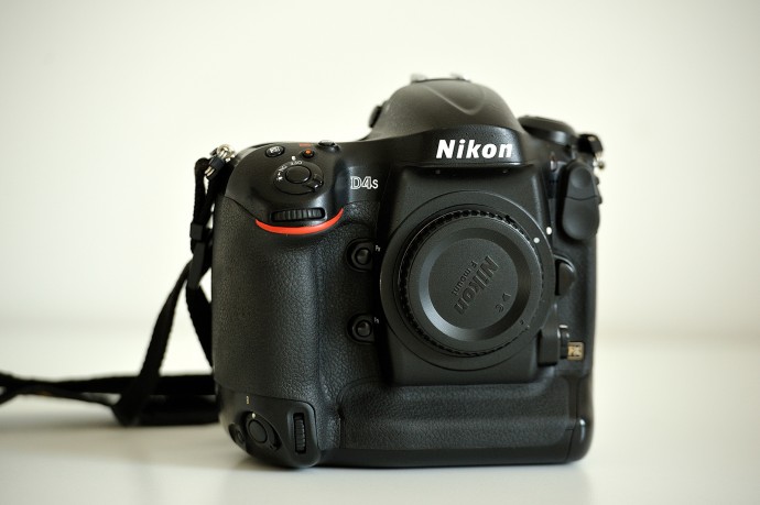  Nikon D4s