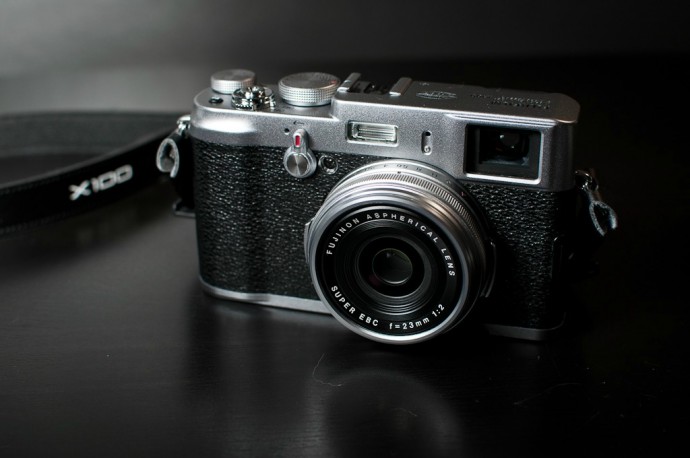  Fujifilm X100