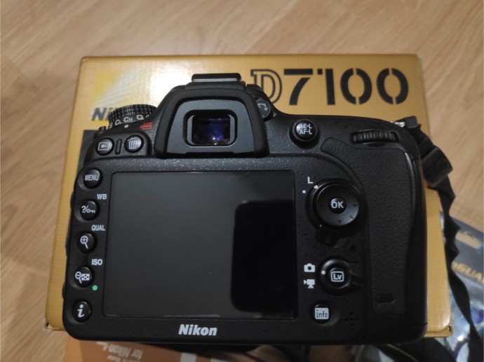  Nikon D7100 7900 cadre + Tamron 28-75 2.8 ca NOI Cutie compl