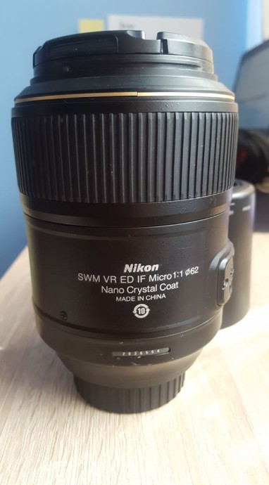  Nikon 105mm f2.8ED VR
