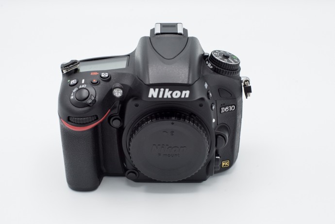  Nikon D610 - ca nou - 11.000 cadre