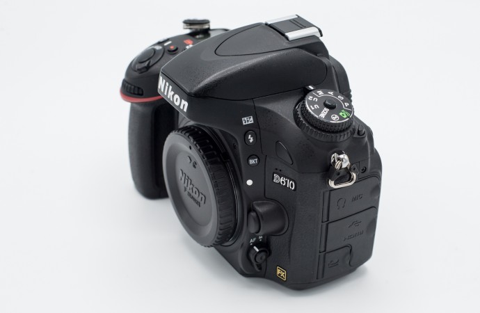  Nikon D610 - ca nou - 11.000 cadre