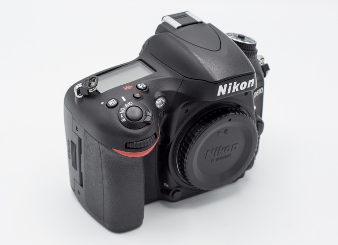  Nikon D610 - ca nou - 11.000 cadre