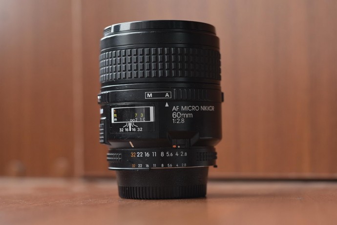  Nikkor 60mm f/2.8 micro