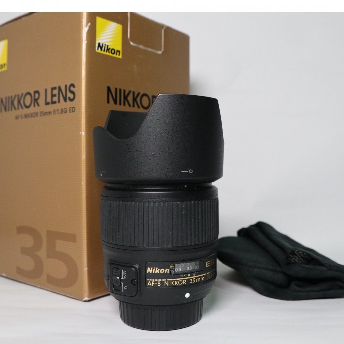  Nikon AF-S NIKKOR 35mm f/1.8G ED 