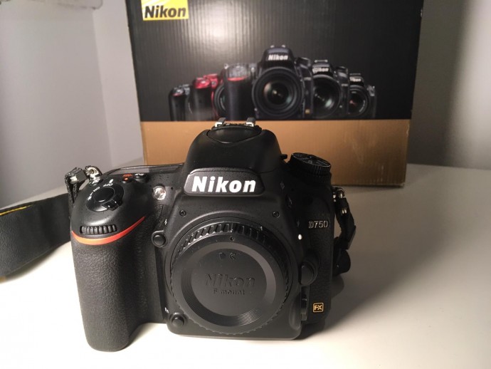  Vand Nikon D750 body - 15316 cadre (garantie 27.03.2020)