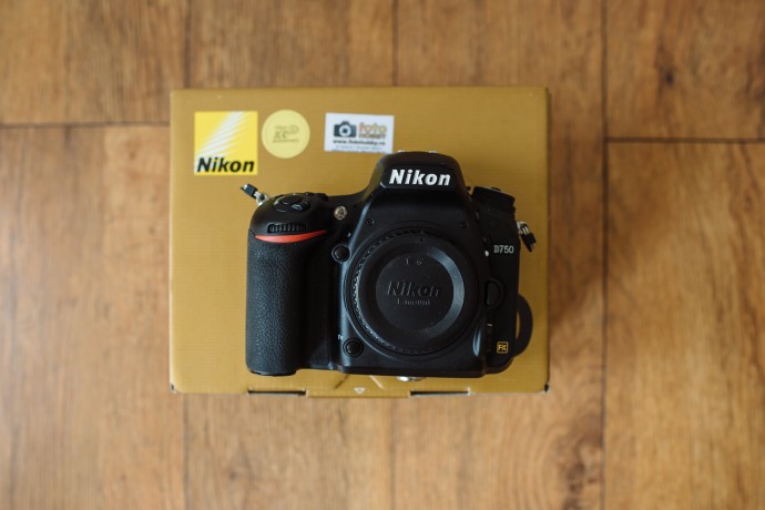  Nikon D750