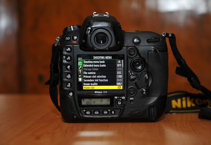  Nikon D4, full box, 150k cadre