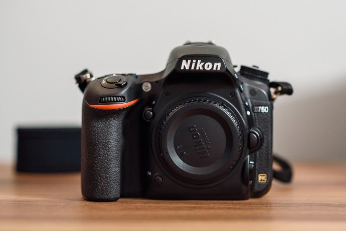  Nikon D750