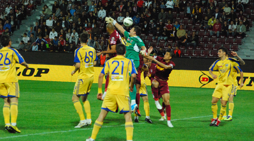 meci fotbal cfr petrolu _SC_ 005.JPG