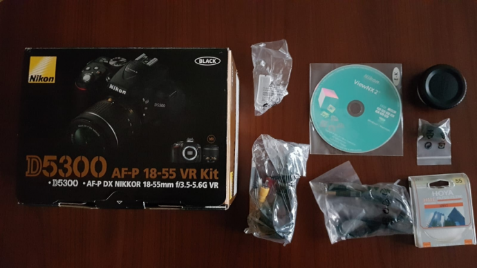  Nikon D5300 nou+Obiectiv Kit 18-55 mm+card 32 GB+geanta Niko