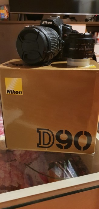  D90 Resize.jpg