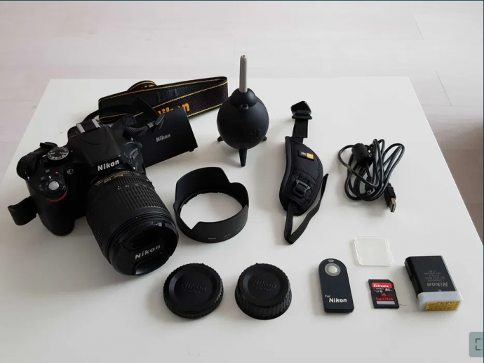  Nikon d5100 + obiectiv 18-105vr + accesorii