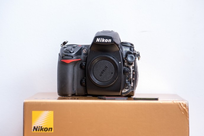  Nikon D700 cu 243312 cadre