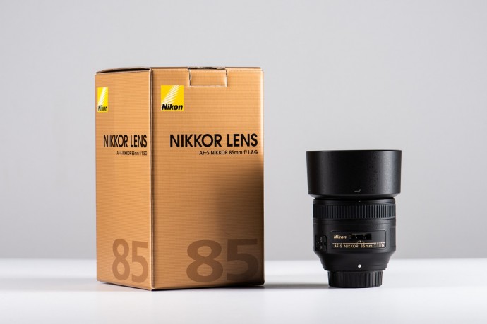 Vand Nikon 85mm f/1.8G AF-S NIKKOR